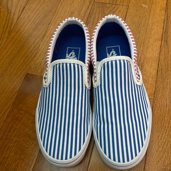 Vans youth size 6.5 - Picture 2 of 6